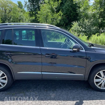 2013 Volkswagen Tiguan SE w/Sunroof & Navigation - miniatura 11