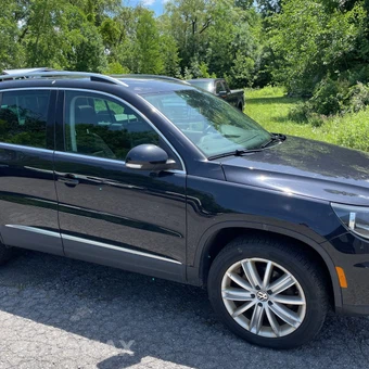2013 Volkswagen Tiguan SE w/Sunroof & Navigation - miniatura 13