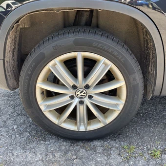 2013 Volkswagen Tiguan SE w/Sunroof & Navigation - miniatura 19