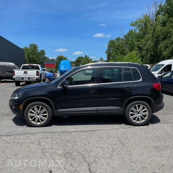 2013 Volkswagen Tiguan SE w/Sunroof & Navigation - miniatura 3
