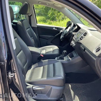 2013 Volkswagen Tiguan SE w/Sunroof & Navigation - miniatura 32