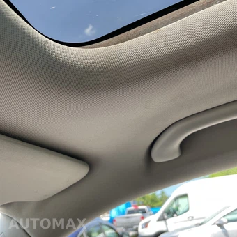 2013 Volkswagen Tiguan SE w/Sunroof & Navigation - miniatura 58