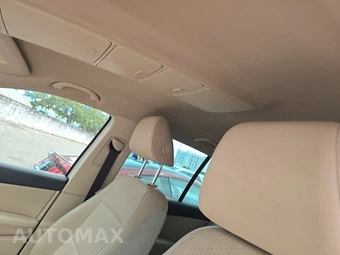 2013 Volkswagen Tiguan SE - miniatura 17