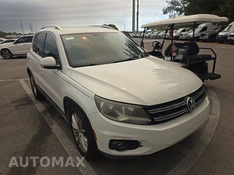 2013 Volkswagen Tiguan SE - miniatura 3