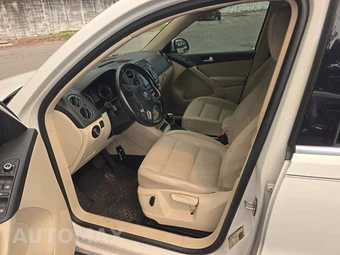 2013 Volkswagen Tiguan SE - miniatura 7