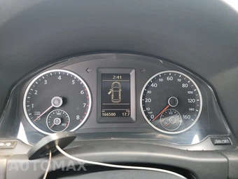2013 Volkswagen Tiguan SE - miniatura 12