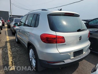 2013 Volkswagen Tiguan SE - miniatura 5
