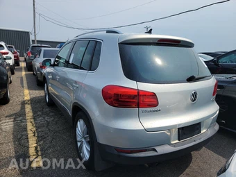 2013 Volkswagen Tiguan SE - miniatura 6