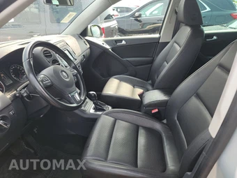 2013 Volkswagen Tiguan SE - miniatura 7
