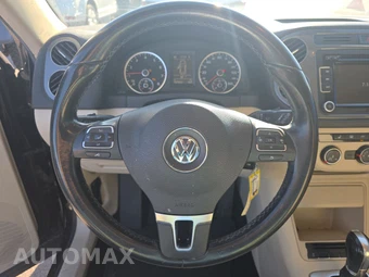 2013 Volkswagen Tiguan SE – miniatura 16