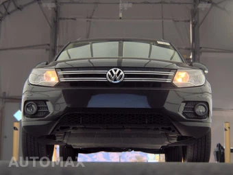 2013 Volkswagen Tiguan SE – miniatura 3