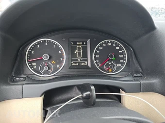 2013 Volkswagen Tiguan SE - miniatura 12