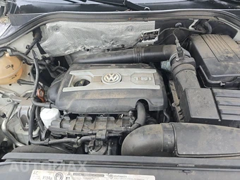 2013 Volkswagen Tiguan SE - miniatura 15