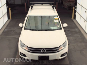 2013 Volkswagen Tiguan SE - miniatura 2