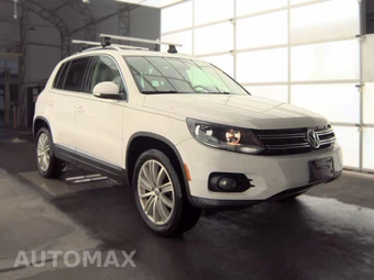 2013 Volkswagen Tiguan SE - miniatura 3