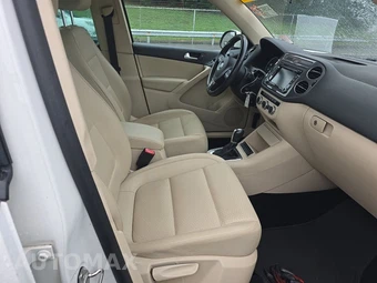 2013 Volkswagen Tiguan SE - miniatura 8