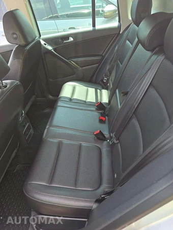2013 Volkswagen Tiguan SE - miniatura 13