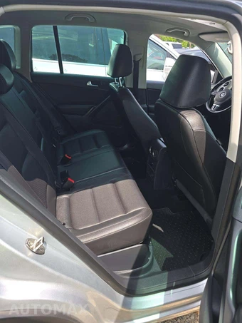 2013 Volkswagen Tiguan SE - miniatura 16