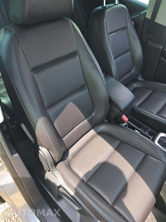 2013 Volkswagen Tiguan SE - miniatura 18