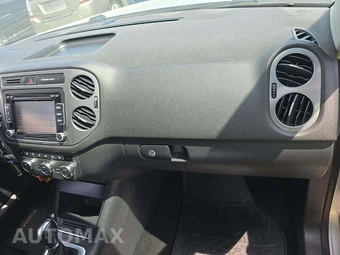 2013 Volkswagen Tiguan SE - miniatura 19