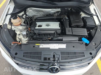 2013 Volkswagen Tiguan SEL - miniatura 15