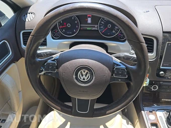 2013 Volkswagen Touareg Hybrid - miniatura 10
