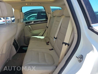 2013 Volkswagen Touareg TDI Executive - miniatura 13