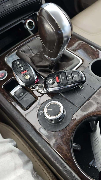 2013 Volkswagen Touareg TDI Executive - miniatura 19