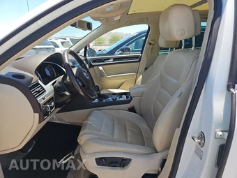 2013 Volkswagen Touareg TDI Executive - miniatura 7