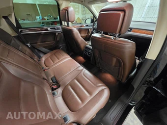 2013 Volkswagen Touareg TDI Lux - miniatura 14