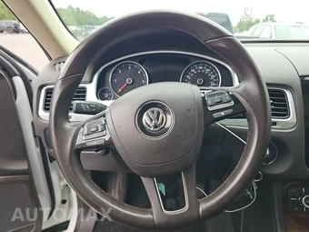 2013 Volkswagen Touareg TDI Lux - miniatura 10