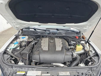 2013 Volkswagen Touareg TDI Lux - miniatura 16
