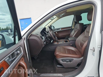 2013 Volkswagen Touareg TDI Lux - miniatura 7