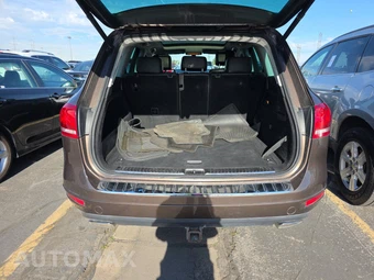 2013 Volkswagen Touareg TDI Lux - miniatura 16