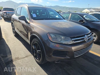 2013 Volkswagen Touareg TDI Lux - miniatura 3