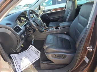 2013 Volkswagen Touareg TDI Lux - miniatura 7
