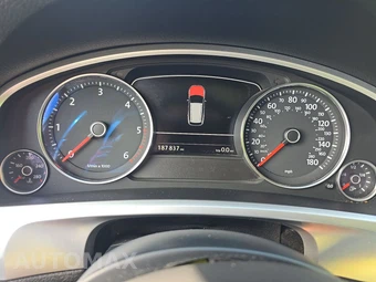 2013 Volkswagen Touareg TDI Sport w/Navigation - miniatura 12