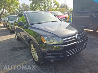 2013 Volkswagen Touareg TDI Sport w/Navigation - miniatura 3