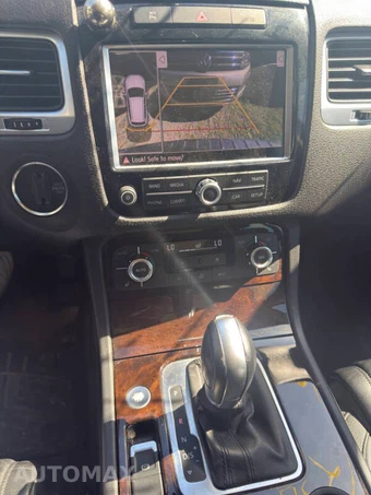2013 Volkswagen Touareg TDI Sport w/Navigation - miniatura 12