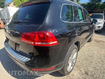 2013 Volkswagen Touareg TDI Sport w/Navigation - miniatura 3
