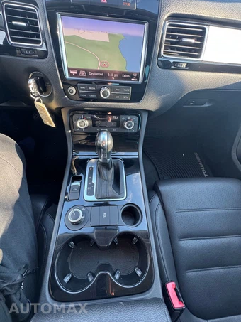 2013 Volkswagen Touareg TDI Sport w/Navigation - miniatura 23