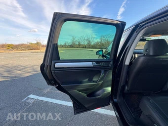 2013 Volkswagen Touareg TDI Sport w/Navigation - miniatura 24