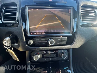 2013 Volkswagen Touareg TDI Sport w/Navigation - miniatura 26