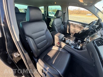 2013 Volkswagen Touareg TDI Sport w/Navigation - miniatura 28
