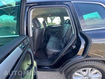 2013 Volkswagen Touareg TDI Sport w/Navigation - miniatura 29