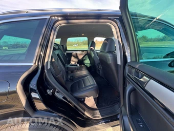 2013 Volkswagen Touareg TDI Sport w/Navigation - miniatura 31