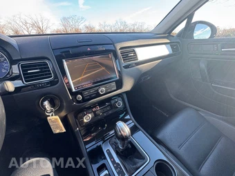 2013 Volkswagen Touareg TDI Sport w/Navigation - miniatura 41
