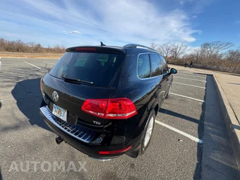 2013 Volkswagen Touareg TDI Sport w/Navigation - miniatura 6