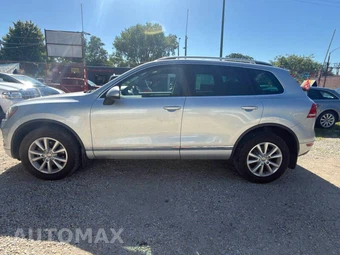 2013 Volkswagen Touareg TDI Sport w/Navigation - miniatura 4