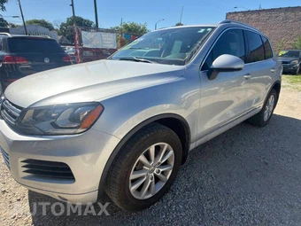 2013 Volkswagen Touareg TDI Sport w/Navigation - miniatura 6